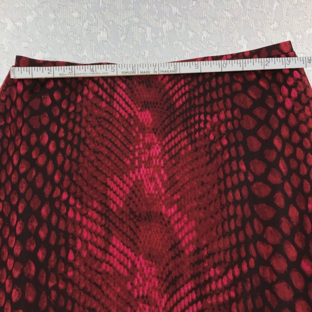Express World Brand Midi Skirt with Red and Black Reptile Print Size S - Picture 11 of 12